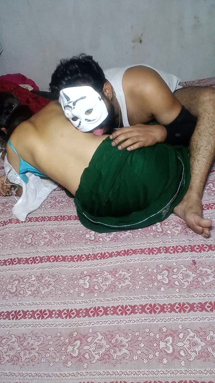 cuteindiancpl21: Coppia indiana calda piena di romanticismo