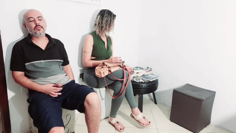 Gabi SweetCouplesStories: 彼は披露宴でチンコを出して手を貸した。