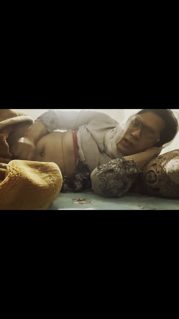 Apple00001: 今夜、一緒にベッドに来よう