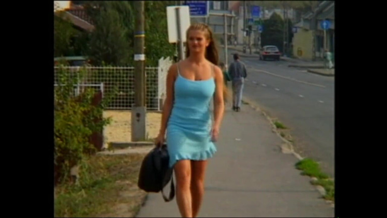 MUSCHI TV - our best full movie: Mari bermain dengan tiga