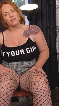 Lizzie - Foot Fetish Fantasy