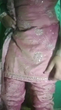 Indisk Gay Crossdresser Botten Riktig Hemlagad Sex I Rosa Salwar Kurta Med Tung Jwellery Precis Som En Hemmafru