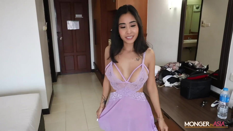 Monger In Asia: sama cewek mungil thailand