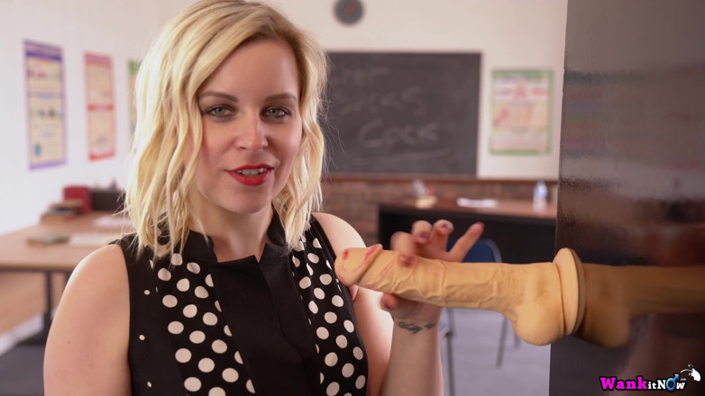 Wank it Now: Anna Belle, suge pula cu vibrator
