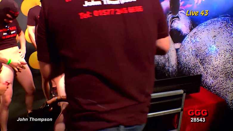 German Hardcore Gangbang GGG: Söt tonåring brud i Bukkake gangbang Ggg John Thompson