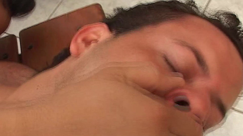 SEXUAL SIN GAY: Glad Encounters scene-4_two爸爸们在泳池里操对方的菊花