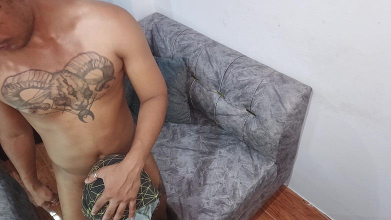 Foxxx_paulo: Cowok ini datang untuk ngentot kontol cowok ini dan berujung...