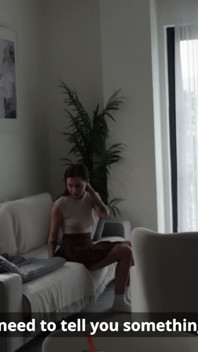 Sora mea vitregă m-a rugat să fac un videoclip anal pentru clienta ei...