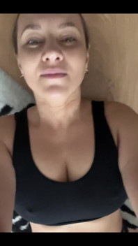There’s Nothing More Attractive That a MILF Who Is Curvy and Confident with Herself