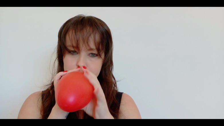 Kinky Lyrical: Đáp ứng ASMR