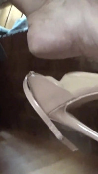 Fan Request Step Stepmother Wants You to Jack off on Her Feet JOI