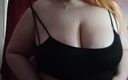 Kittyy Khaos: BBW showing her boobs