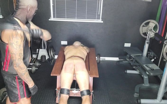 Sexydick: Askılı amcık bölüm 1 ceza