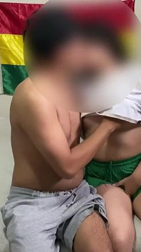 Video completo innocente studentessa di 18 anni fa porno con la sua migliore amica