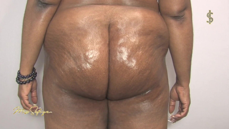 Miss-Safiya: Big oily booty jiggling and clenching - Custom video