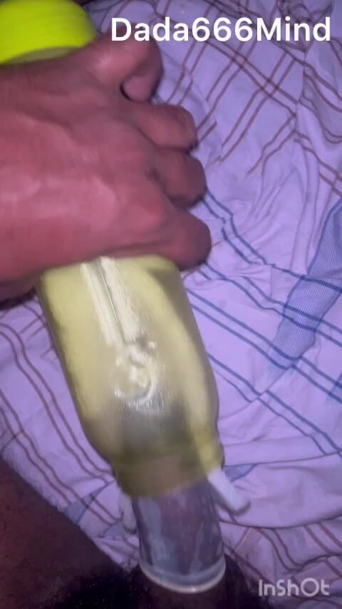 Zingaa: Boy Using Water Bottle Pussy - He Fucks Himself