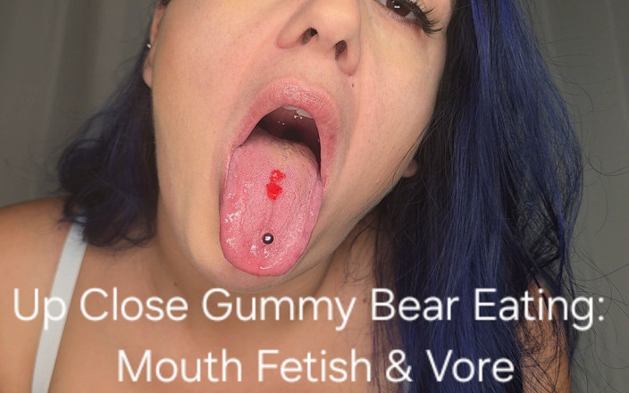 Freya Reign: Up Close Gummy Bear Eating: Mouth Fetish
