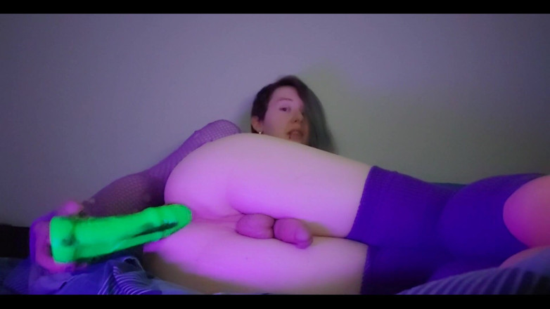Real Gril: 나는 그 바이브레이터를 좋아해