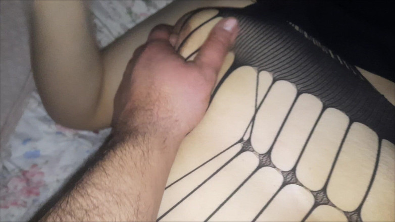 buttllover: Una sexy ragazza musulmana in niqab viene scopata duramente da...