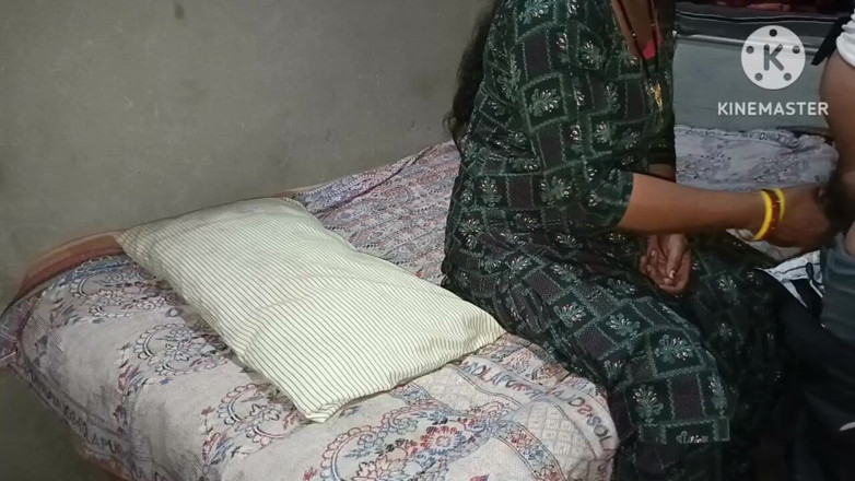Savita5343: Desi tante op zijn hondjes en staande positie seks