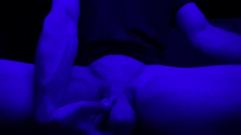 joerudgert: Polla en la oscuridad