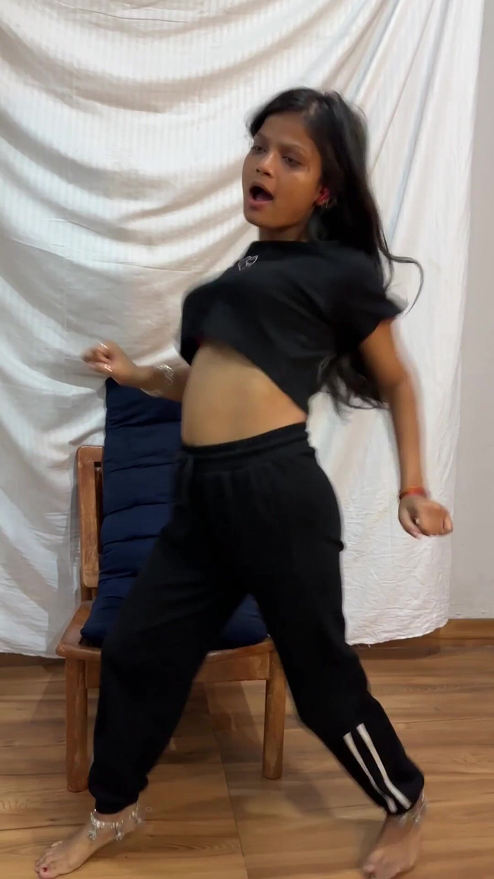 Next short: Nahý tanec Kiya Indická Ladki Ne Nanga Tanec Sexy Ladki