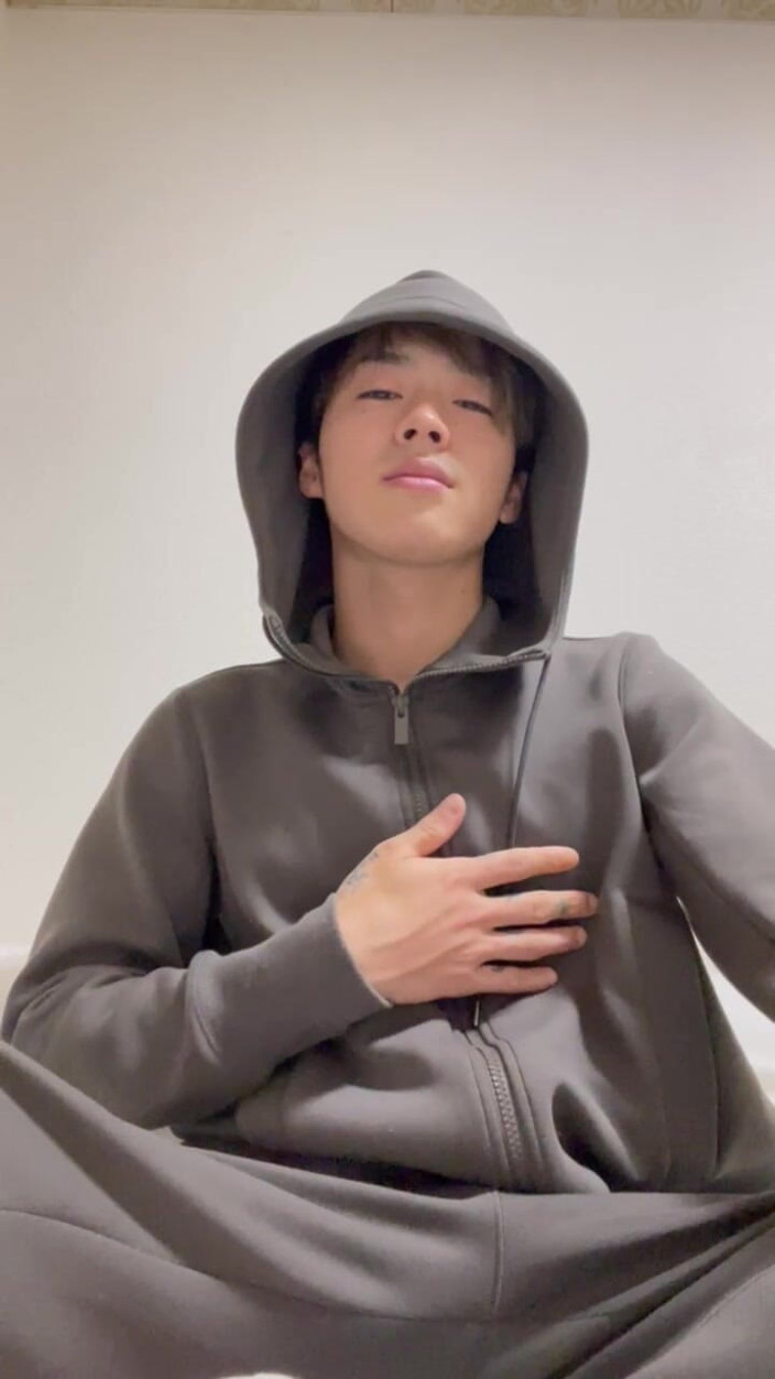 Mochi Boys: Nipple Play and Getting an Erection