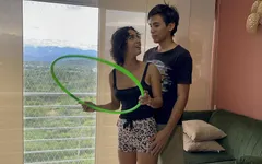 Aku bantuin adik tiriku yang pemalu dengan kelas aerobiknya dan aku akhirnya ngentot memeknya habis-habisan sampai dia mengerang keenakan.