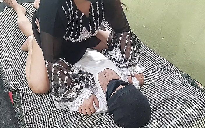 Gullnazkhan: Desi Bhabhi Ki Chudai Dever Ni Chut Phar Di