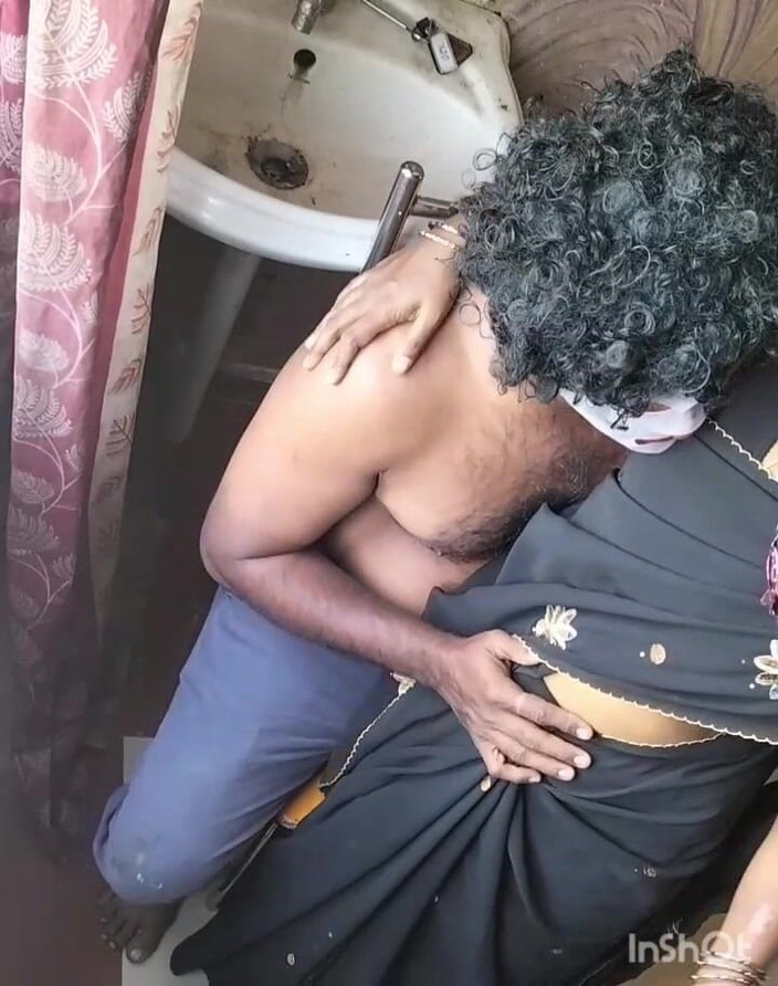 Funny couple porn studio: Tamilisches paar möpse lutschen, romantik