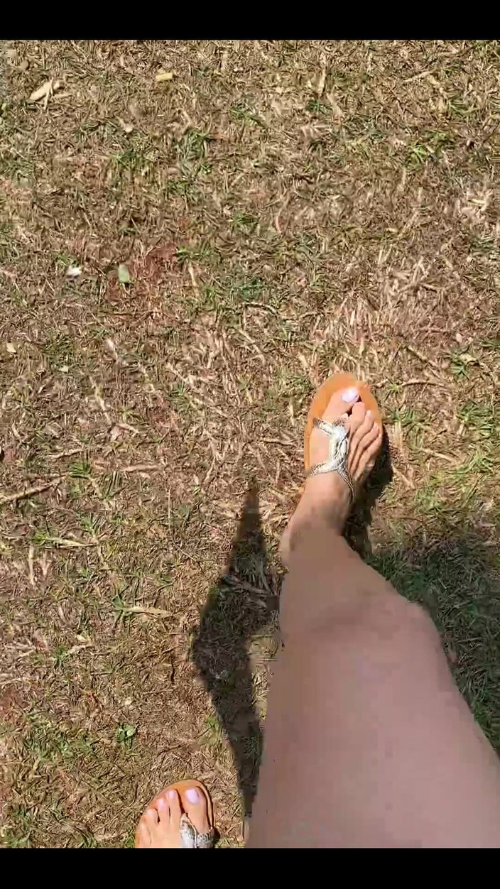 KiffaFeet: Aku suka banget sama kuku perancis ini