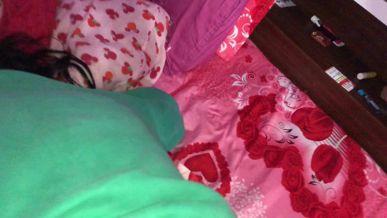 Lustybaby605: Seks di malam pertama desember