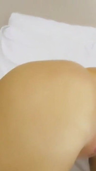 Carter Cruise, Katie Summers Două blonde fierbinți își ling cururile