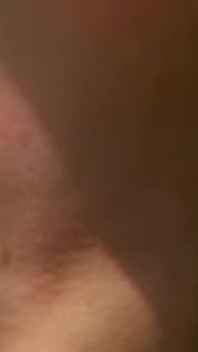 Salope dans un gangbang : plusieurs bites et éjacs faciales énormes
