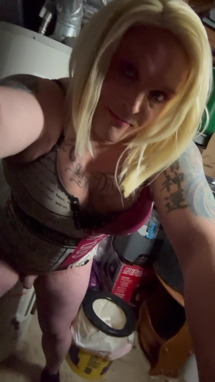 Sissy Cayla: 새아빠를 위한 훈련