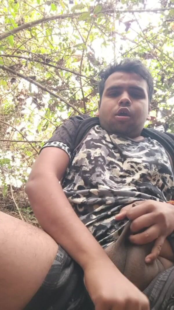 IsmaatDeva: Ismaatdeva ngentot memekku pakai mulutmu