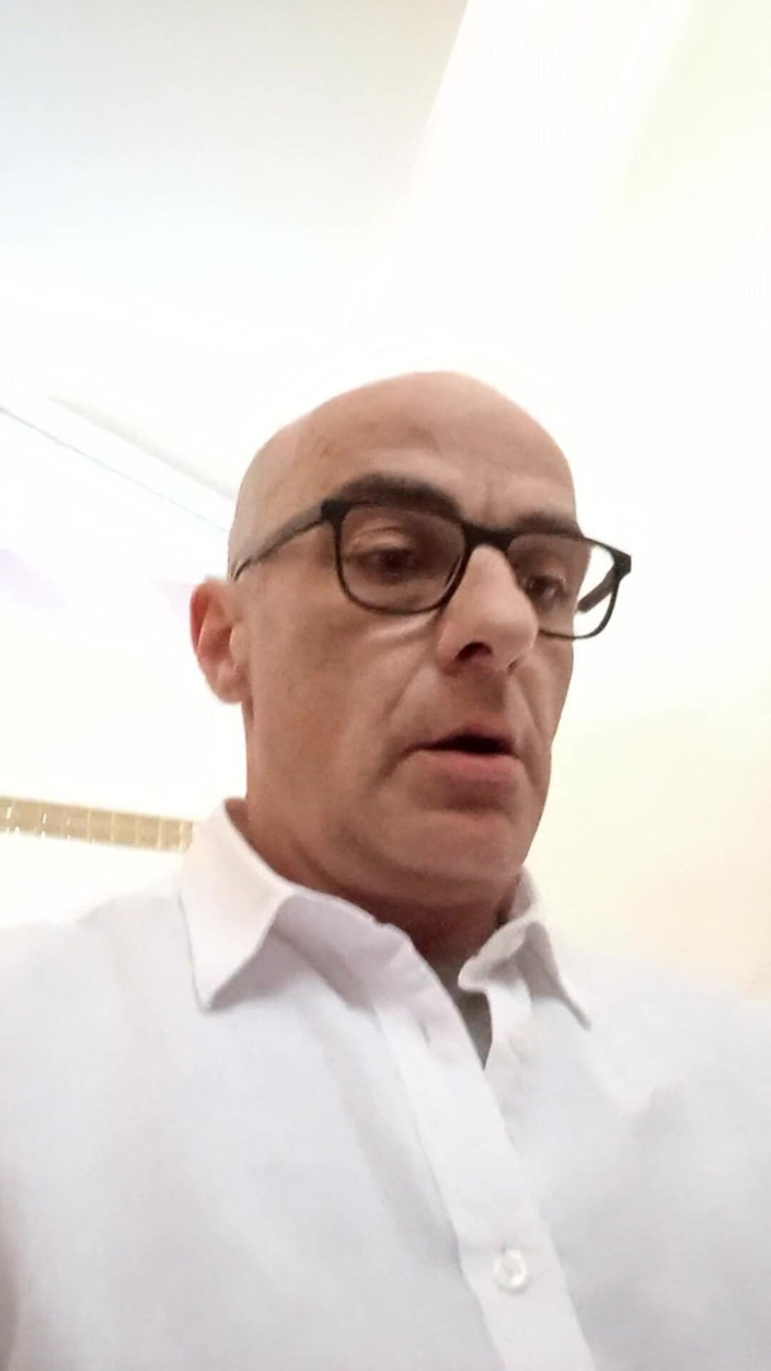 Karabinek666: Jerking off