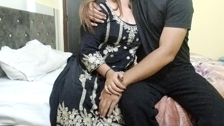 Hardcore muskan: Ngentot sama istri pantat bahenol ini