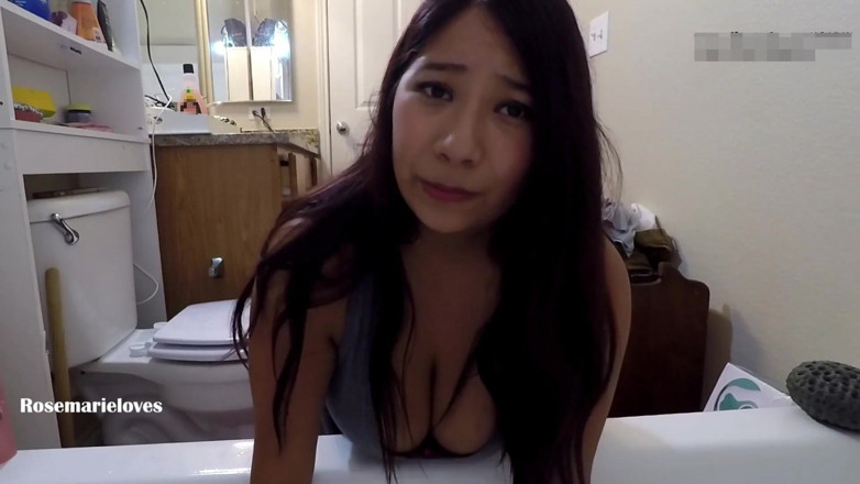 RosemarieLoves: Giving My Good Boy Bath Cum on Stepmom Taboo