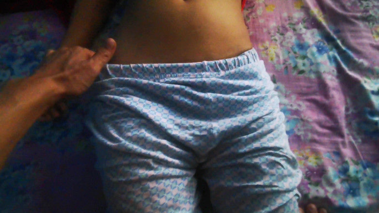 rhdhudhdhd: Nemohu zastavit sex se svou přítelkyní každodenní sex s ní...