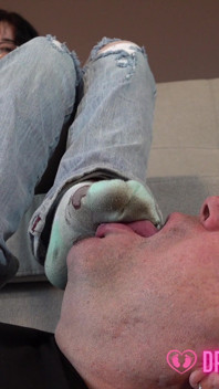Bethany's Personal Footstool - (dreamgirls in Socks)