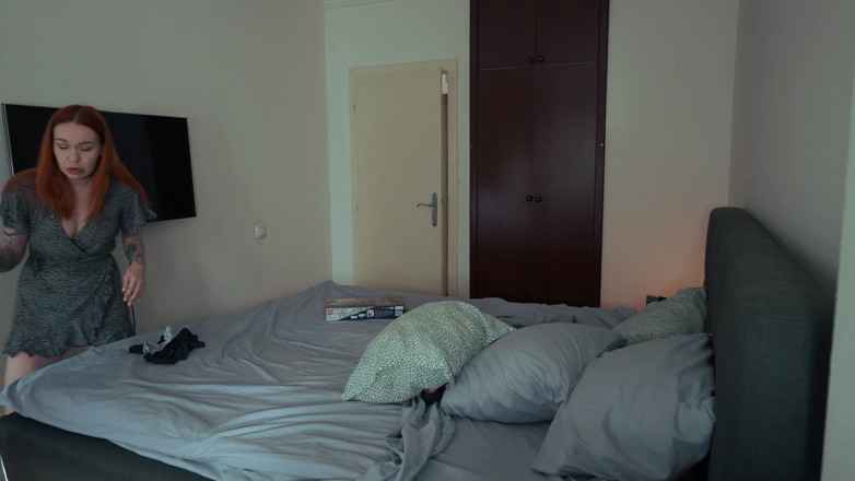Toma Mur: Stiefsohn Nahm Die Hilflosigkeit Der Unter Dem Bett Steckenen Stiefmutter...