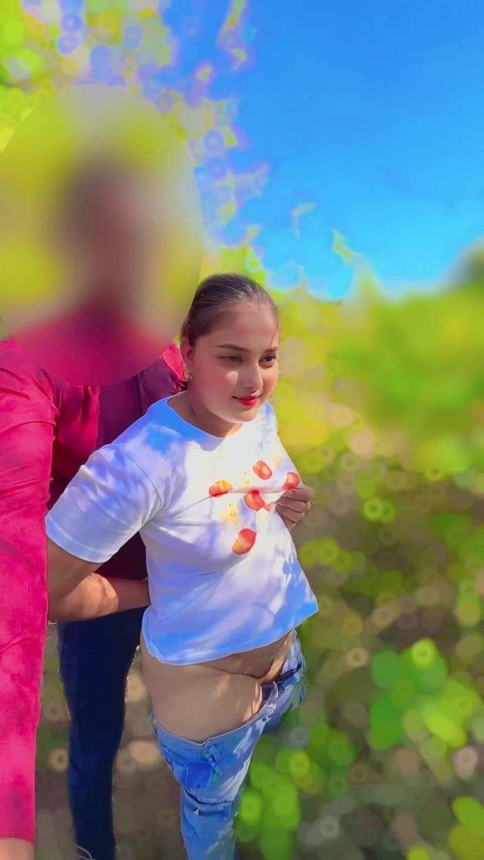 Your_aisha: Indiana menina do interior vai ao parque para fazer bobinas...