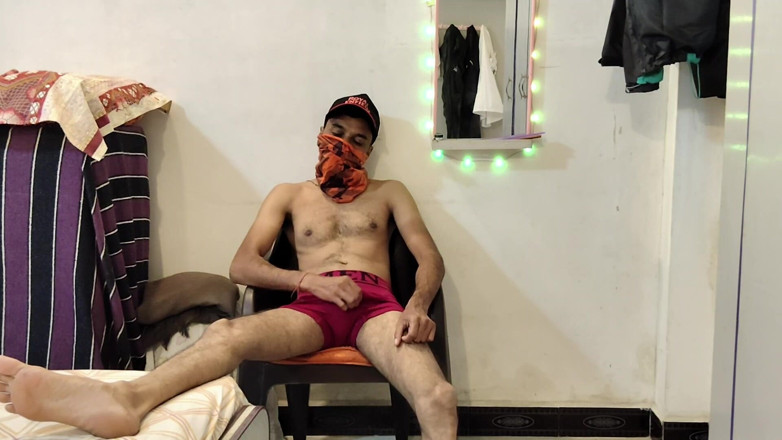 UltraHotBoy69: Rosa unterwäsche und masturbieren