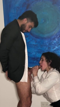 SECRÉTAIRE SOUMISE BDSM A DROIT À DES SEXES INTENSES, DES BAISEMENTS AU VISAGE, DES FESSÉES, DE LA DOMINATION ET UN OBSESSION DES PIEDS !
