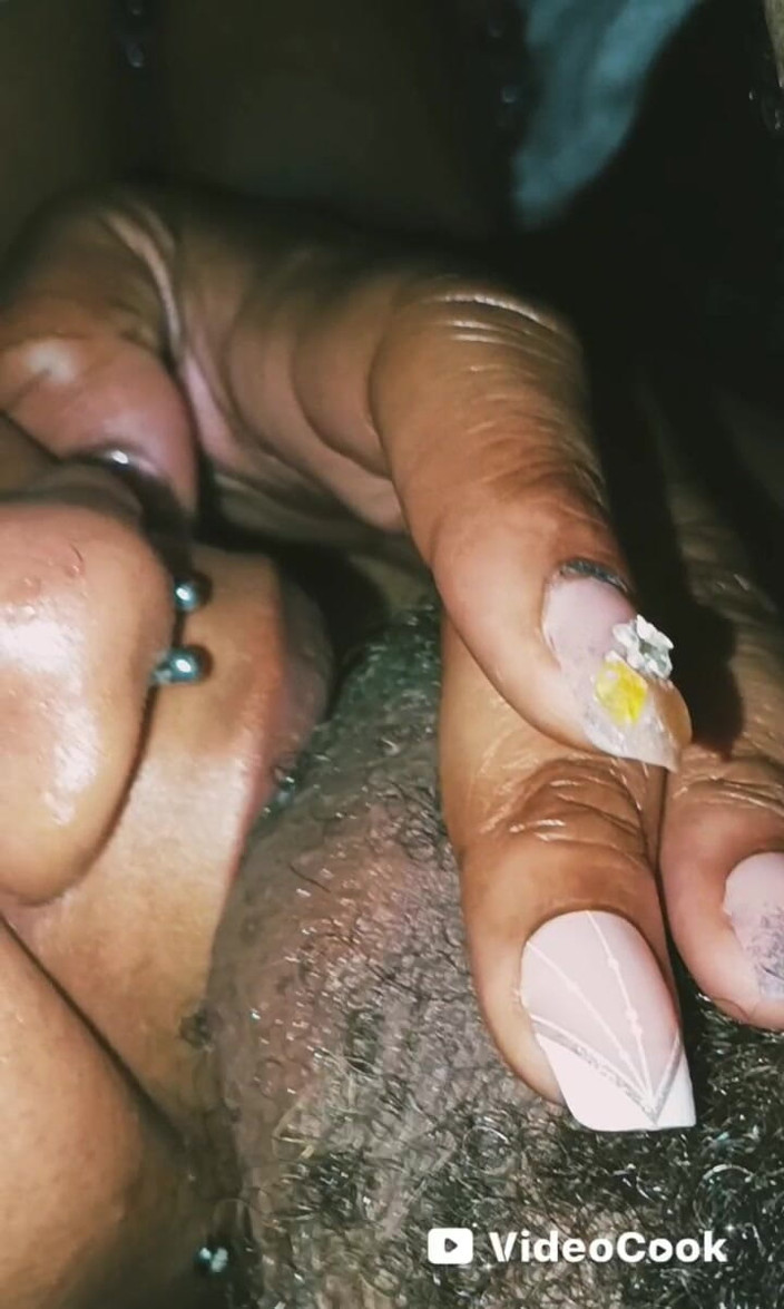 Lola Tha Pink Bunny: Edging a uctívání čůráka!!