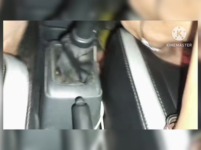 Nisha bhabhi ki chudai: Autoseks met het dragen van zwarte saree met vriendje