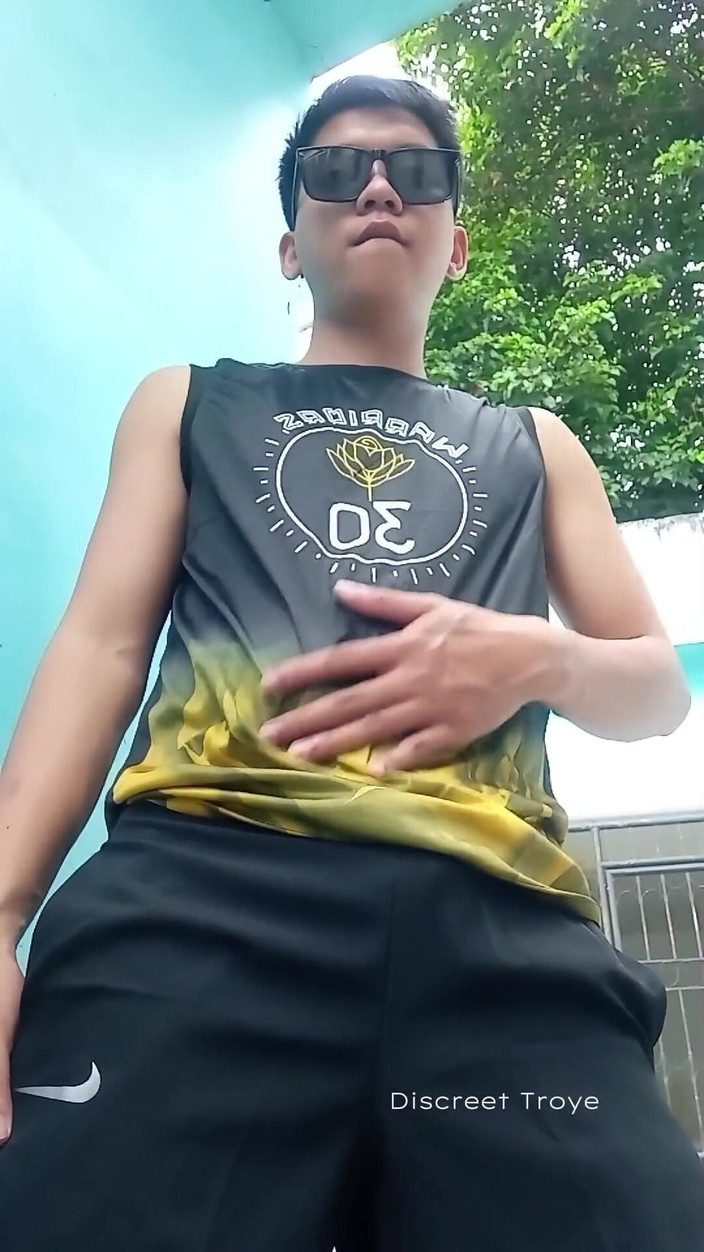 Troye Asian: Handsome Pinoy Basketball Player Masturbates After His Game, Pinoy Daks...