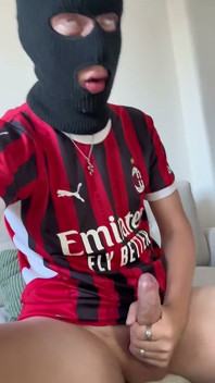 Ac Milan bola sepak miang merakam pancutan mani