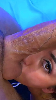 Sperma Latina bierze ekstremalny gangbang Bukkake
